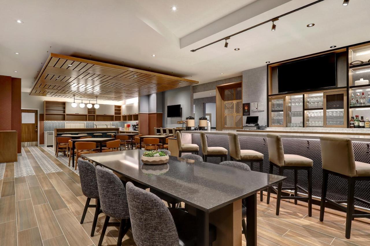 Hyatt Place Принс Джордж Екстериор снимка